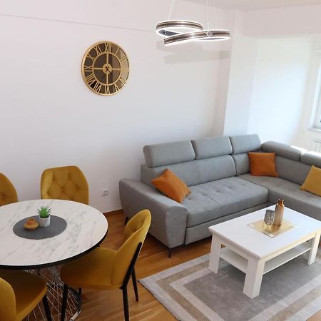 Apartment Cecovic - Mellain Tuzla Zewnętrze zdjęcie