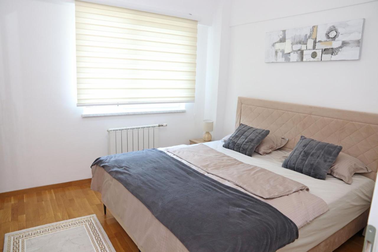 Apartment Cecovic - Mellain Tuzla Zewnętrze zdjęcie