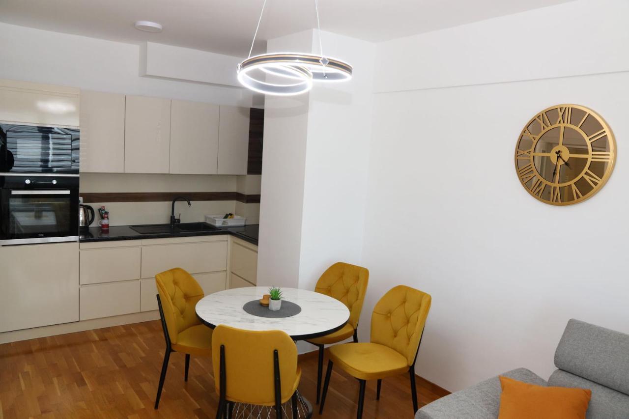 Apartment Cecovic - Mellain Tuzla Zewnętrze zdjęcie